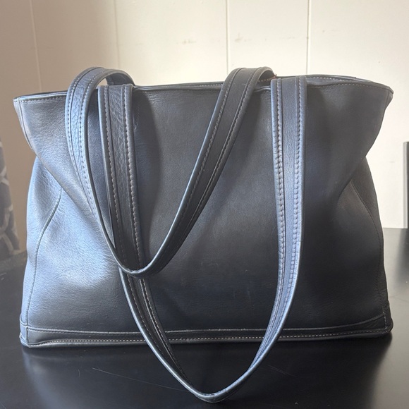 Vintage Coach Bleecker – USA Made Black Leather - Picture 5 of 14